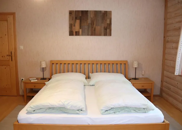 Appartement Biohof Besenbaeck *